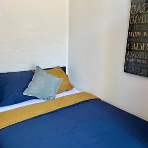 https://lunivers-du-possible-parking-centre-a-100-m.fr-provencehotel.com
